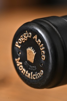 Poggio Antico Brunello di Montalcino - вино Поджо Антико Брунелло ди Монтальчино 0.75 л красное сухое