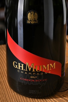 Champagne G.H. Mumm Cordon Rouge Brut - шампанское Шампань Дж.Г. Мумм Кордон Руж Брют 0.75 л белое брют