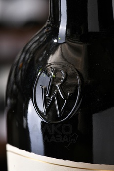 Robertson Winery Shiraz - вино Робертсон Вайнери Шираз 0.75 л красное сухое