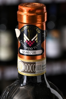 Castello ColleMassari Poggio Lombrone Montecucco Sangiovese Riserva DOC - вино Кастелло КоллеМассари Поджо Ломброне Ризерва 0.75 л красное сухое