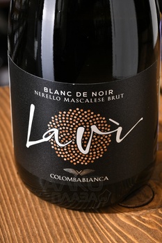 Lavi Nerello Mascalese Blanc De Noir Brut - вино игристое Лави Нерелло Маскалезе Блан де Нуар Брют 0.75 л белое брют