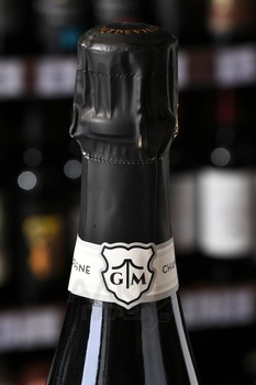 Gonet-Medeville Bouzy Les Savelons Blanc de Noirs Grand Cru - шампанское Гонэ-Медевиль Бузи Ле Савелён Блан де Нуар Гран Крю 0.75 л белое экстра брют