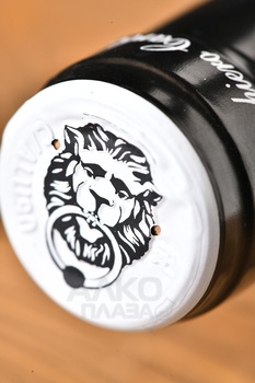 Monchiero Carbone Regret Langhe Nebbiolo - вино Монкьеро Карбоне Регрет Ланге Неббиоло 2021 год 0.75 л красное сухое