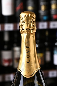 Gaetano Spumante Dolce - вино игристое Гаэтано Спуманте Дольче 0.75 л белое полусладкое