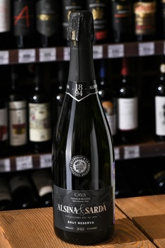 Alsina & Sarda Cava Brut Reserva - вино игристое Альсина и Сарда Кава Брют Резерва 2020 год 0.75 л белое брют