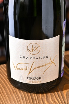 Vincent Lamoureux Fer d’Or - шампанское Винсент Ламурё Фе д’Ор 0.75 л белое брют