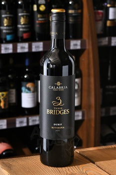 Calabria Three Bridges Durif - вино Калабриа Фри Бриджес Дюриф 0.75 л красное сухое