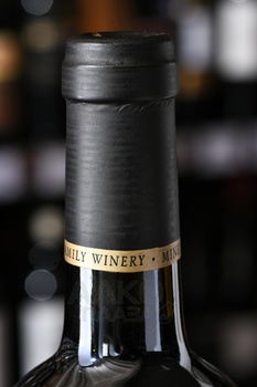 Miner Emily’s Napa Valley Cabernet Sauvignon - вино Майнер Эмилис Напа Вэлли Каберне Совиньон 0.75 л красное сухое