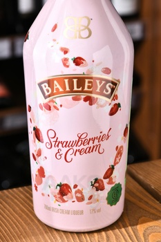 Baileys Strawberry & Cream - ликер Бэйлис с ароматом Клубники и Сливок 0.7 л