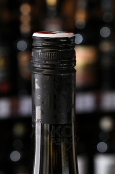 Urbanihof 4U Gruner Veltliner - вино Урбанихоф 4Ю Грюнер Вельтлинер 0.75 л сухое белое