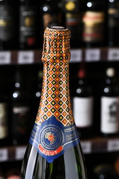 Francois Martenot Cremant de Bourgogne - вино игристое Франсуа Мартено Креман де Бургонь 0.75 л белое брют