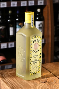 Bombay Citron Presse - джин Бомбей Цитрон Пресс 0.7 л