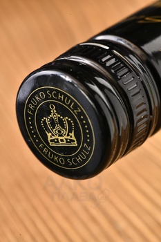 Fruko Schulz Green Apple - ликер Шульц Зеленое Яблоко 0.7 л