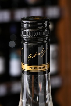 Fruko Schulz Peach - ликер Фруко Шульц Персик 0.7 л