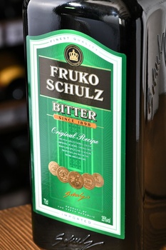 Fruko Shulz Bitter - настойка горькая Фруко Шульц Биттер 0.7 л