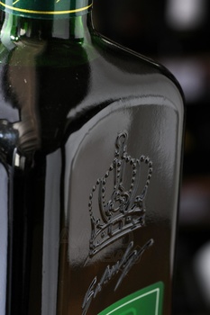 Fruko Shulz Bitter - настойка горькая Фруко Шульц Биттер 0.7 л