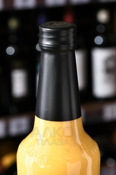 Fruko Schulz Advocaat - ликер Фруко Шульц Адвокат 0.5 л