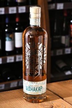 Аперитив Иднакар Золотое Сердце 0.5 л