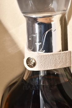 Hennessy Paradise - коньяк Хеннесси Парадиз 0.7 л