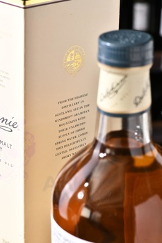Dalwhinnie 15 years - виски Далвини 15 лет 0.75 л