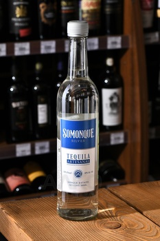 Somonque Silver Artesanal - текила Сомонке Сильвер Артесаналь 0.5 л