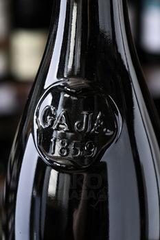 Gaja Barbaresco DOCG - вино Гайя Барбареско 0.75 л красное сухое