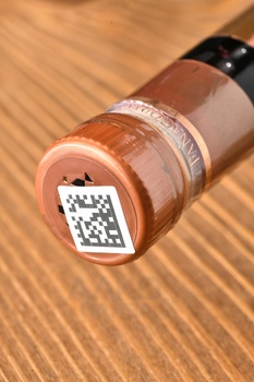 Saperavi VELVET SEASON - вино Саперави Вельвет 0.5 л красное сладкое