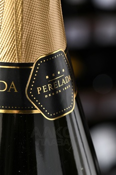 Cava Perelada Brut - вино игристое Кава Перелада Брют 2020 год 0.75 л белое брют