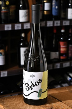 3 Rios Escolha Vinho Verde DOC - вино 3 Риос Эсколья ДОК Винью Верде 0.75 л белое сухое
