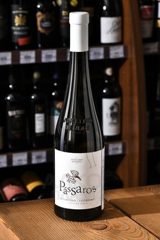Passaros Alvarinho Loureiro Escolha DOC Vinho Verde - вино Пассарос Алваринью Лоурейру Эсколья ДОК Винью Верде 0.75 л белое сухое