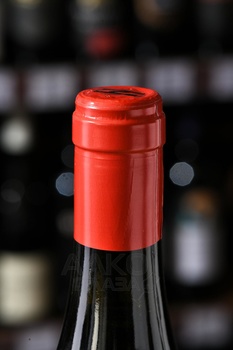 Вино Николаев и Сыновья Совиньон Блан 0.75 л белое сухое