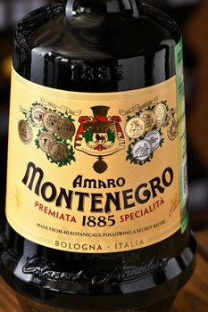Montenegro Amaro - ликер Монтенегро Амаро 0.7 л