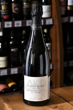 Champagne Frederic Savart Le Mont Benoit Villers-Aux-Noeuds Premier Cru - шампанское Шампань Фредерик Савар Ле Мон Бенуа Виле О Нуо Премье Крю 0.75 л экстра брют белое