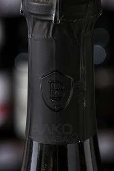 Brocard Pierre Contreé Noir Extra - шампанское Шампань Брокар Пьер Контре Нуар Экстра 0.75 л белое экстра брют