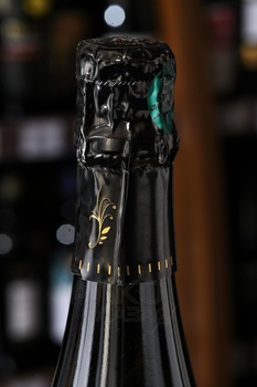 Champagne Franck Pascal Quinte Essence - шампанское Шампань Франк Паскаль КинтЭссанс 0.75 л 2007 год белое экстра брют