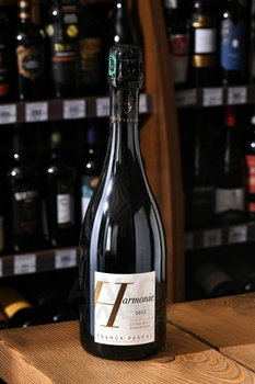 Champagne Franck Pascal Blanc de Noirs - шампанское Шампань Франк Паскаль Блан де Нуар 0.75 л белое экстра брют
