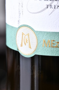 Mezzacorona Muller Thurgau Trentino DOC - вино Меццакорона Мюллер Тургау 0.75 л белое сухое