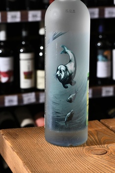 Baikal Nerpa - водка Байкал Нерпа 0.7 л