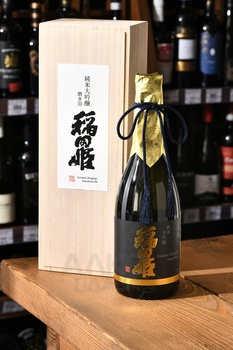 Junmai Daiginjo Inatahime 30 Genshu - саке Дзюнмай Дайгиндзё Инатахиме 30 Генсю 0.72 л в д/у