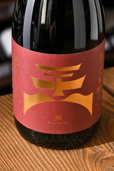 Extra Dry Junmai 36 Guardians Gyo-ten - саке Экстра Драй Дзюнмай 36 Гардианс Гё-Тен 0.72 л