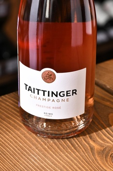 Taittenger Prestige Rose Brut - шампанское Тэтэнже Престиж Розе Брют 0.375 л розовое брют