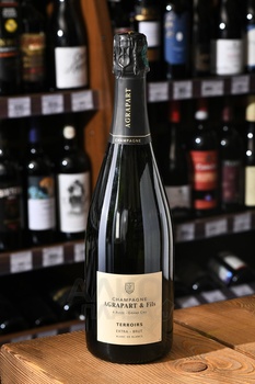 Agrapart Terroirs Blanc de Blancs - шампанское Аграпар э Фис Терруар Блан де Блан Гран Крю 0.75 л