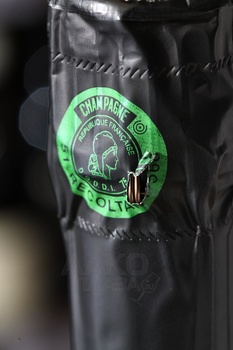 Champagne Henriet-Bazin Cuvee Arsene Grand Cru - шампанское Шампань Энриет Базан Куве Арсен Гран Крю 2015 год 0.75 л белое экстра брют