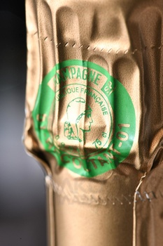 Champagne Hervieux-Dumez Les Grains Blancs Nature - шампанское Шампань Эрвье Дюме Ле Гран Блан Натюр 2020 год 0.75 л белое брют