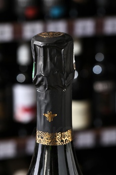 Champagne Hervieux-Dumez Les Grains Noirs - шампанское Шампань Эрвье Дюме Ле Гран Нуар 2020 год 0.75 л белое брют