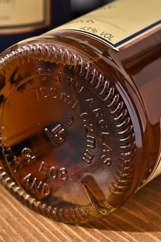 Glenfarclas 12 years - виски Гленфарклас 12 лет 0.7 л