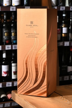 Clase Azul Blanco Ahumado - текила Класе Азул Бланко Аумадо 0.7 л в п/у