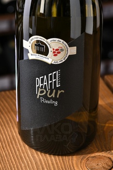 Pfaffl Pur Riesling - вино Пфаффль Пур Рислинг 0.75 л белое сухое