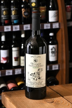 The Tiflis Collection Tsinandali - вино Цинандали Тифлисская Коллекция 0.75 л белое сухое