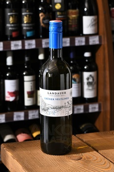 Winzerhof Landauer-Gisperg Gruner Veltliner - вино Винцерхоф Ландауэр Гисперг Грюнер Вельтлинер 0.75 л белое сухое